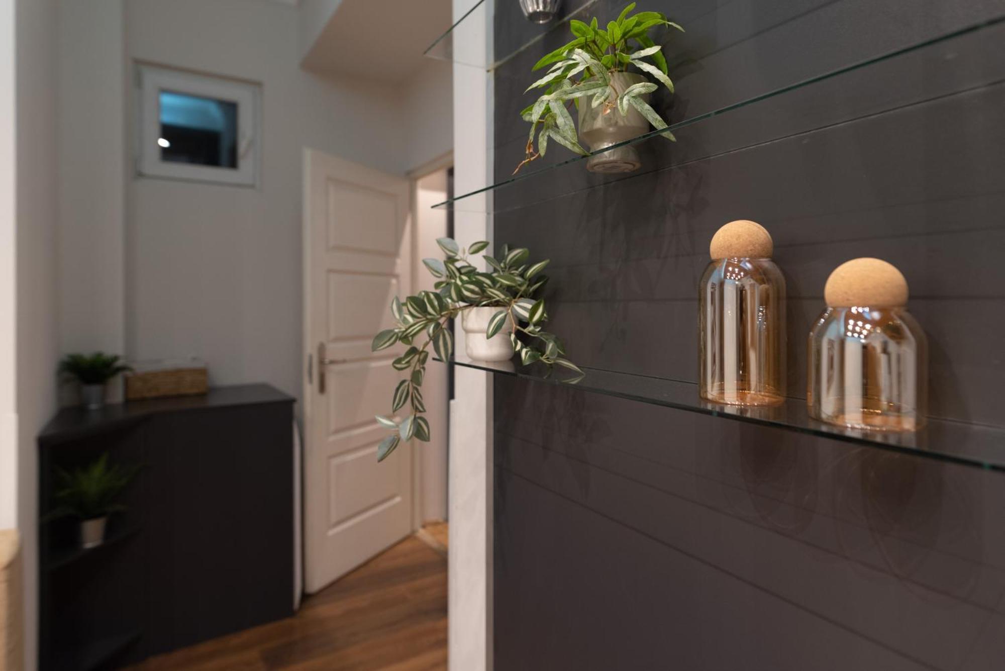 Chic Central 1Br Retreat Near New York Cafe With View Budapeste Exterior foto